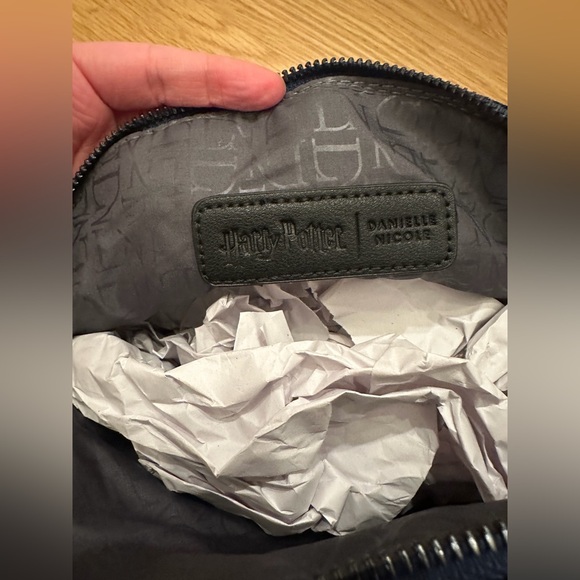 Danielle Nicole Harry Potter Ravenclaw Blue Velvet Diadem Bag - Picture 3 of 8